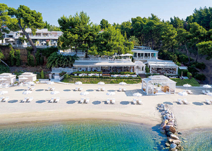 眺めのよいホテルギリシャ神話の舞台、シトニア半島のエーゲ海を一望できるホテル！