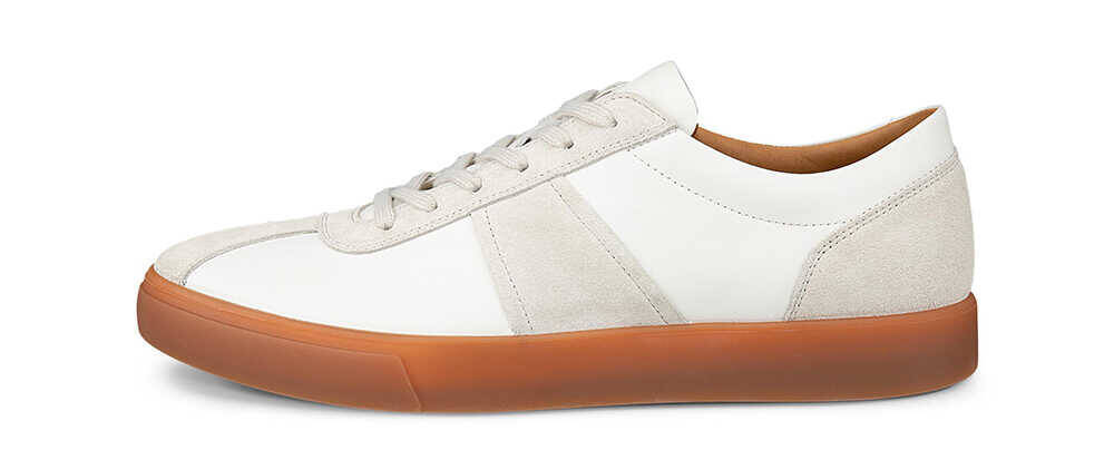 ゴルフも日常も変える履き心地！ 〈エコー〉青山Ao店で要潤がまさかの"ゼロ感覚"を体験!?