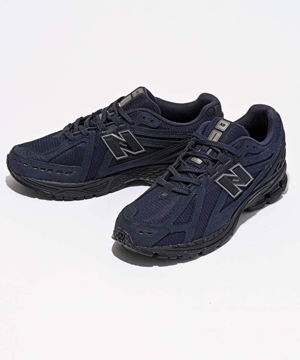 別注1906Rが数量限定で4月1日よりついに発売開始！ありそうでなかったネイビー×黒が大人にちょうどいい！