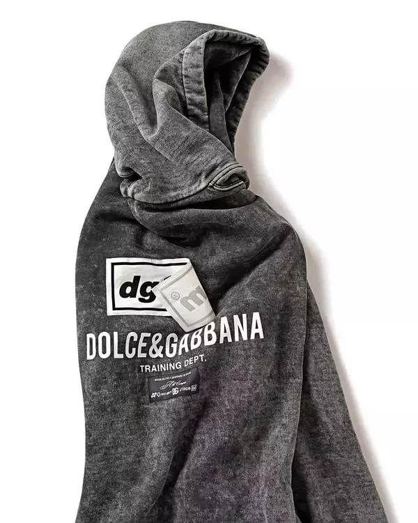 Catch the Wave！ストーンウォッシュ加工がタフな男の魅力を引き出す！