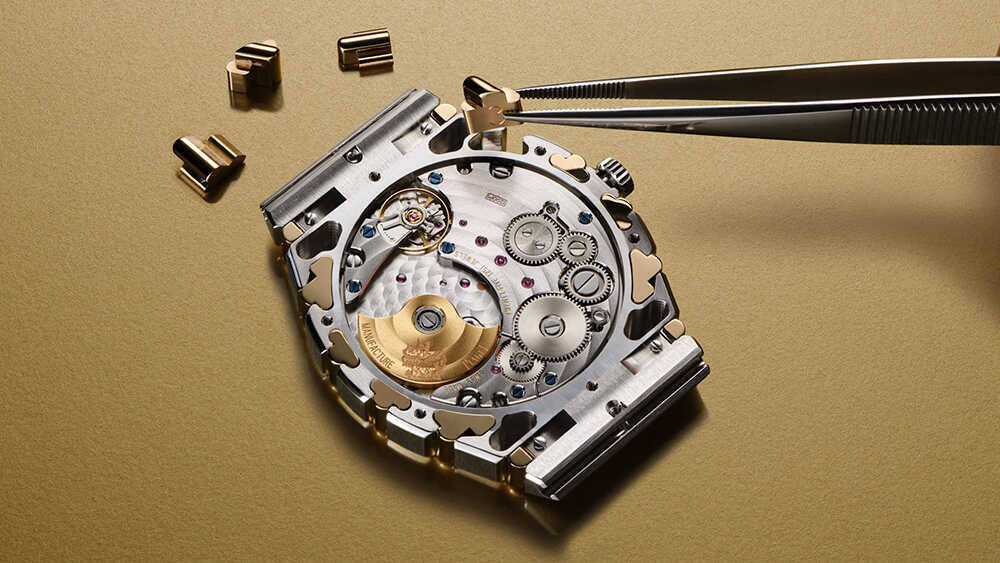 ゴールドをレイヤードするという色気！手元に艶が欲しいなら〈ピアジェ〉『Piaget Polo 79 ツートーン』はいかが？