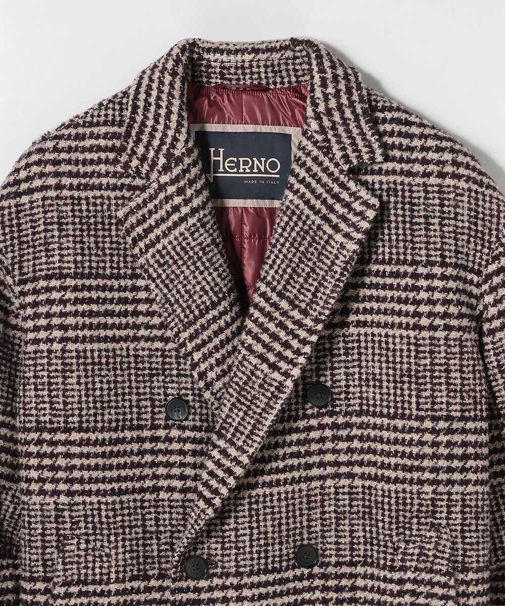 大人の貫禄とは裏腹に、ふわ軽な〈ヘルノ〉のコート！