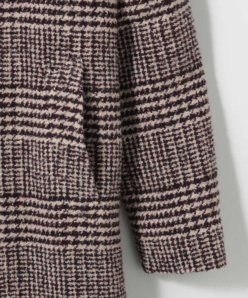 大人の貫禄とは裏腹に、ふわ軽な〈ヘルノ〉のコート！