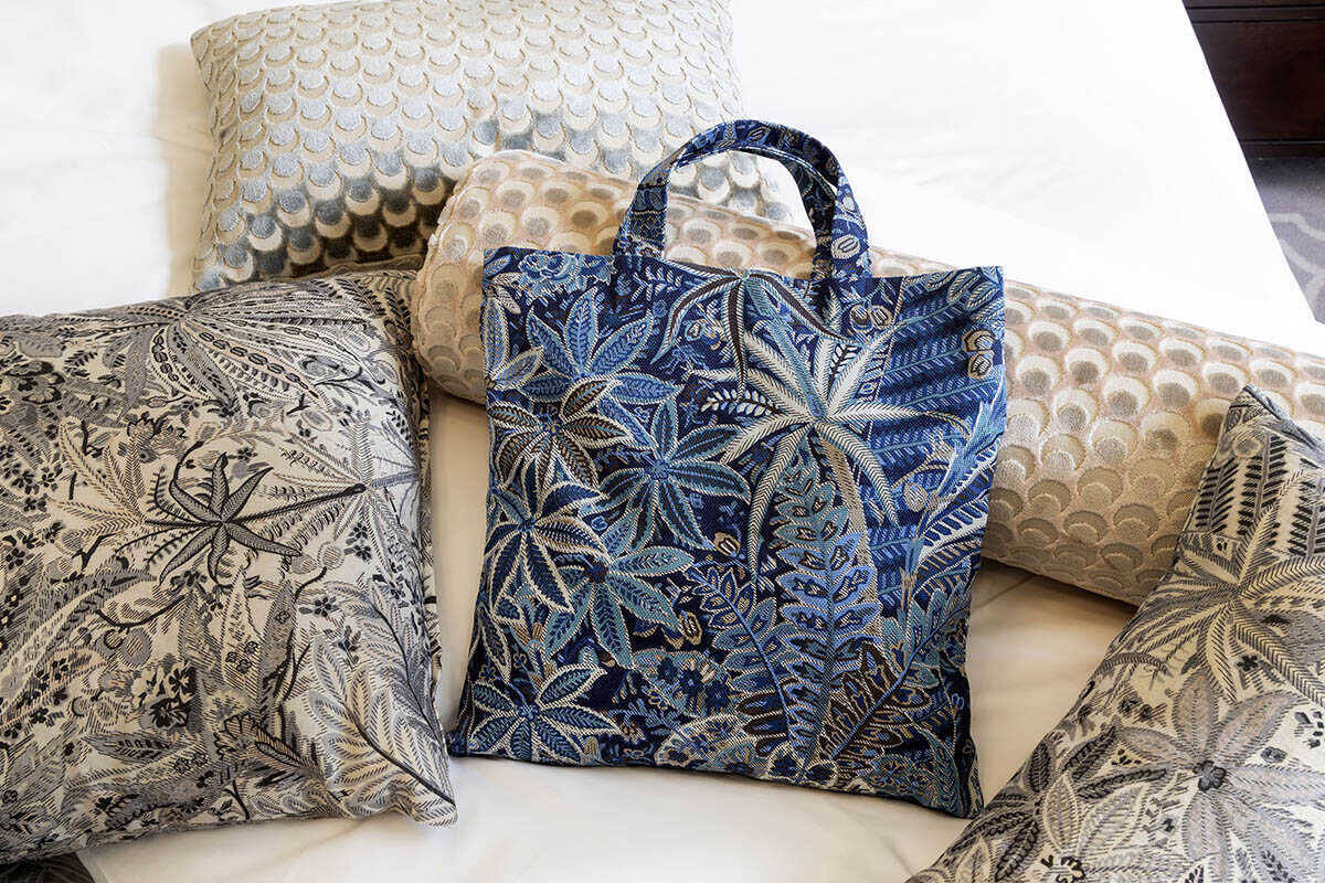 宿泊しながらゆったり優雅なひととき人気のアフタヌーンティーは特別感のある〈リバティ〉ルームで！