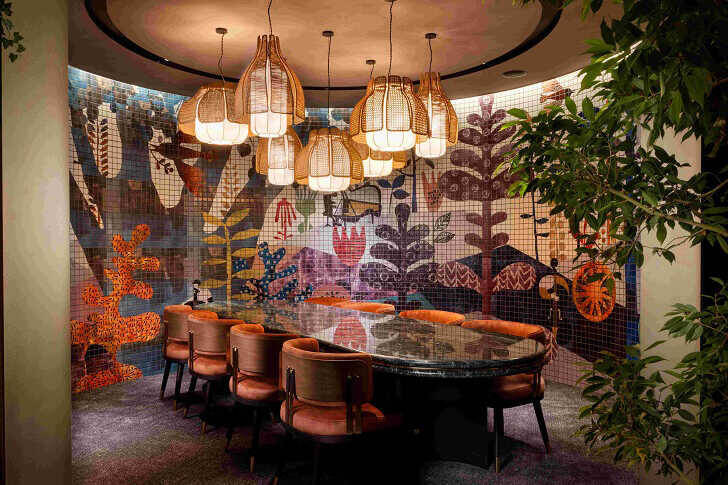 はまだふくこの発見！ 料理とお酒のベストマッチング！舞台やアートな空間が好きな彼女なら、きっと喜ぶフレンチコース！