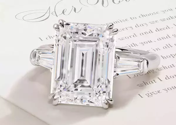 “キング・オブ・ダイヤモンド”を愛し合う2人に！〈ハリー・ウィンストン〉の期間限定ブライダルフェア！