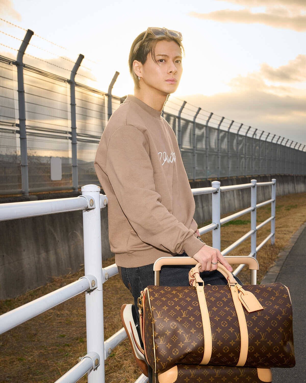 2026秋冬メンズ・ファッションショーにて！　パリに到着した平野紫耀が魅せる、最新のオン・オフスタイル！