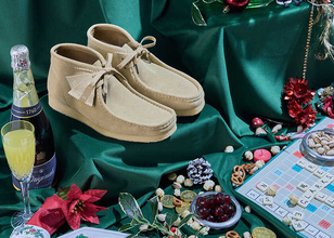 〈クラークス〉から特別なホリデーギフト！