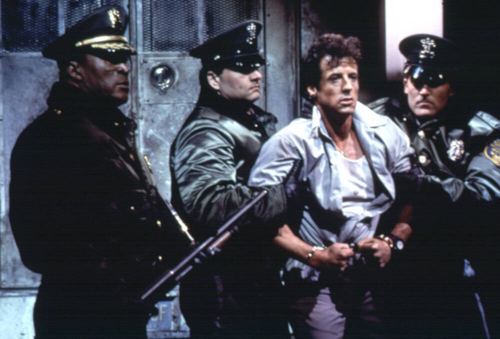 絶望を乗り越えろ！ 理不尽な世界を生き抜く勇気が持てる映画５選！《再配信》