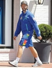 セレブのお洒落スニーカーを探せ！セレブが愛用する〈ニューバランス〉7選！