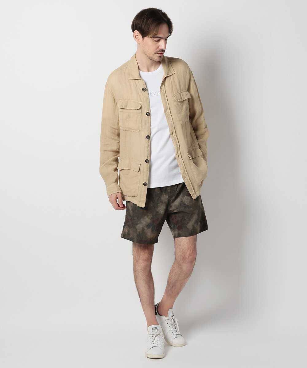 Tシャツやポロシャツ1枚では心もとない場面でも心配なし！今、大人の男が買うべきはリネンの羽織りもの！