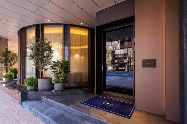 グルメジャーナリスト東龍のホテルグルメで“口福”体験！本場で認められたレジェンドの、人生で１度は食べたい仏料理