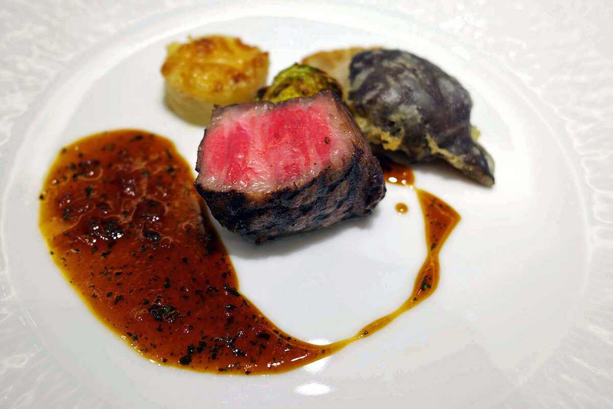 グルメジャーナリスト東龍のホテルグルメで“口福”体験！本場で認められたレジェンドの、人生で１度は食べたい仏料理