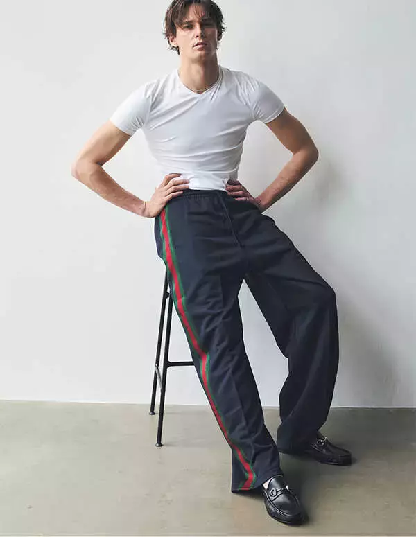 Brand HUNT！〈グッチ〉“黒”で作る贅沢スタイル！