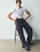 Brand HUNT！〈グッチ〉“黒”で作る贅沢スタイル！