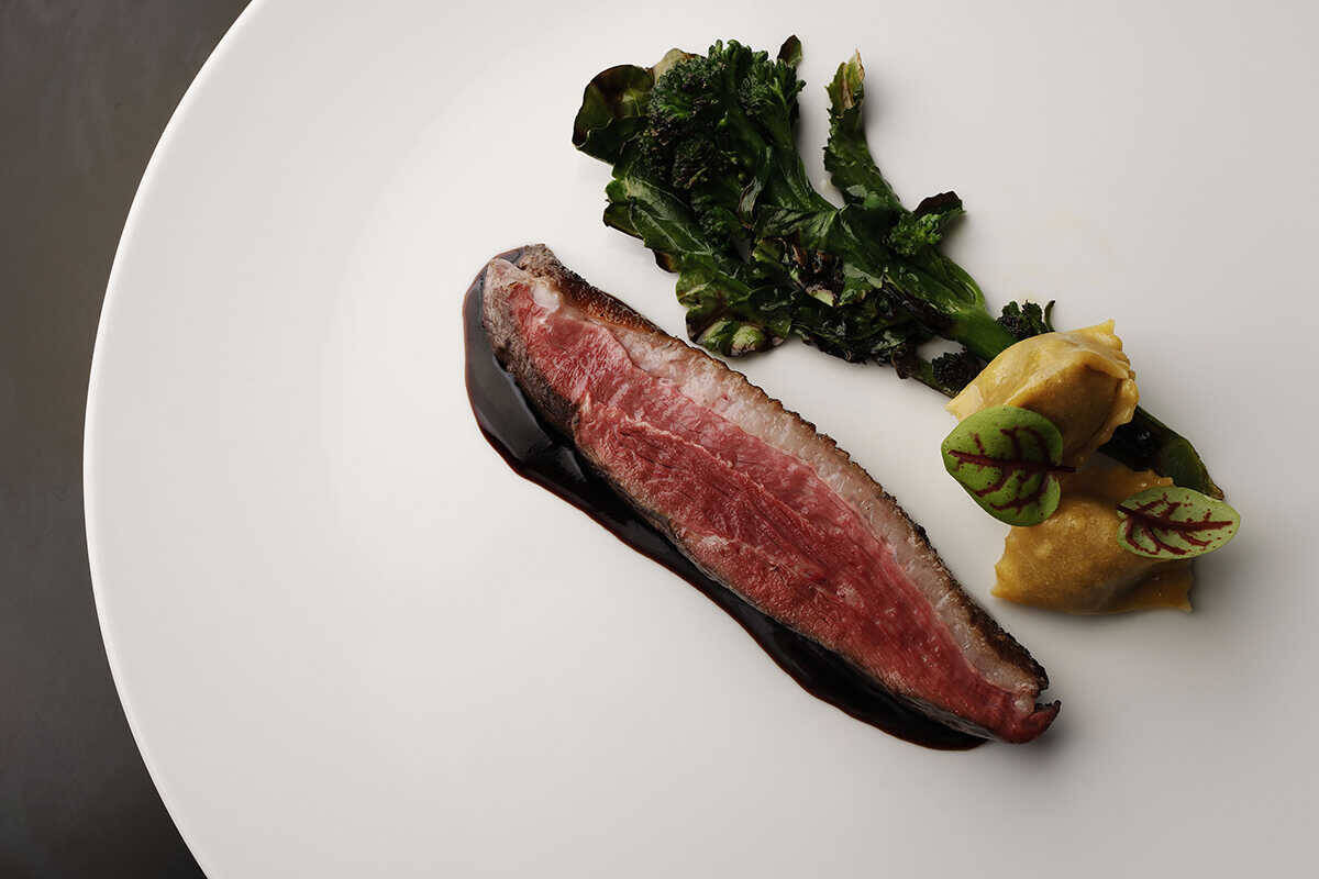 アレが食べたいからこの店へ！炭火調理が食欲をそそる、 一斉スタートのイタリアンコース！