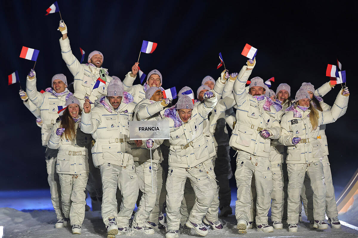 ミラノ・コルティナ冬季オリンピックで代表チームの選手が着ているウエアのブランドって⁉︎　パート3