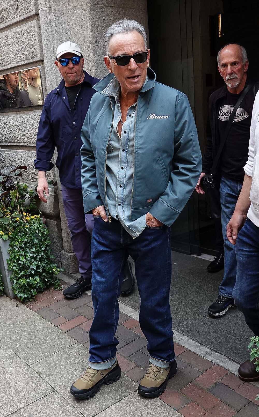 【年末年始まとめ記事】海外セレブ35人の参考になるアウターコーデ