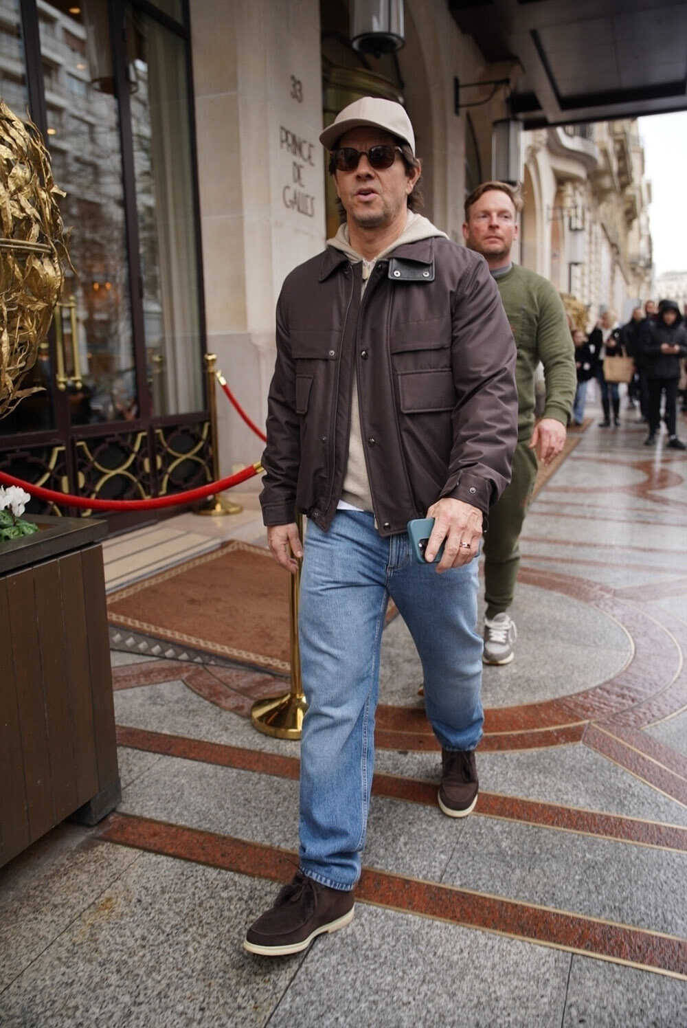 【年末年始まとめ記事】海外セレブ35人の参考になるアウターコーデ