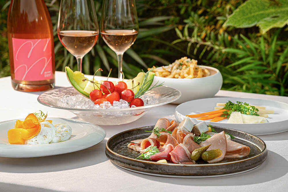 空に近い特等席で味わう、美食と美酒に酔う京都の夏夜！