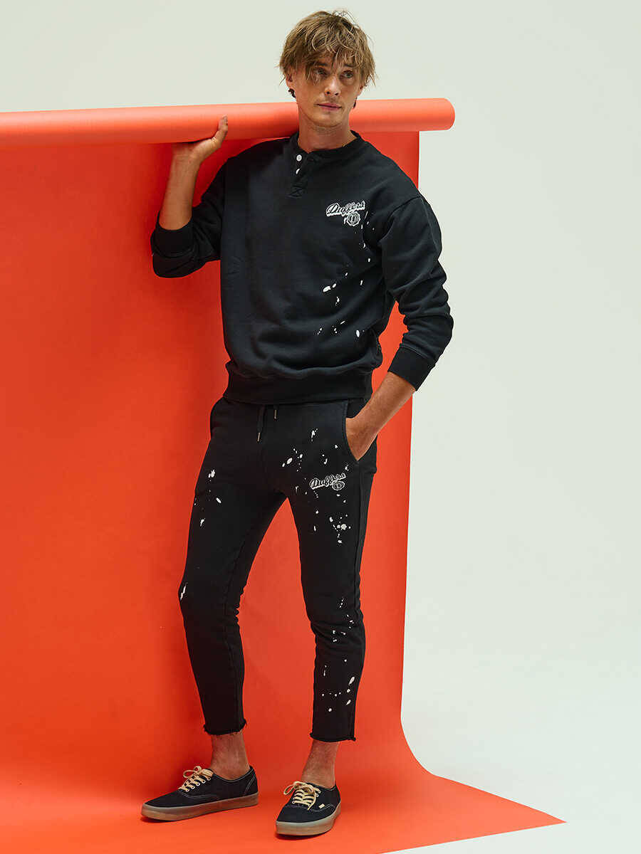 年末年始に重宝確実！ 〈ザ・ダファー・オブ・セントジョージ〉のこなれセットアップ