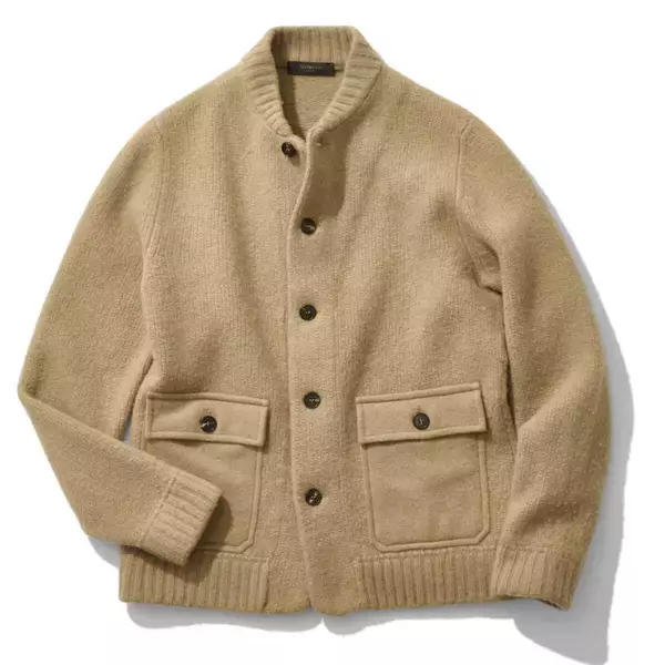 見た目も触り心地も最高！　思わず頬擦りしたくなる、フワモコなのにスッキリなニットアウター！