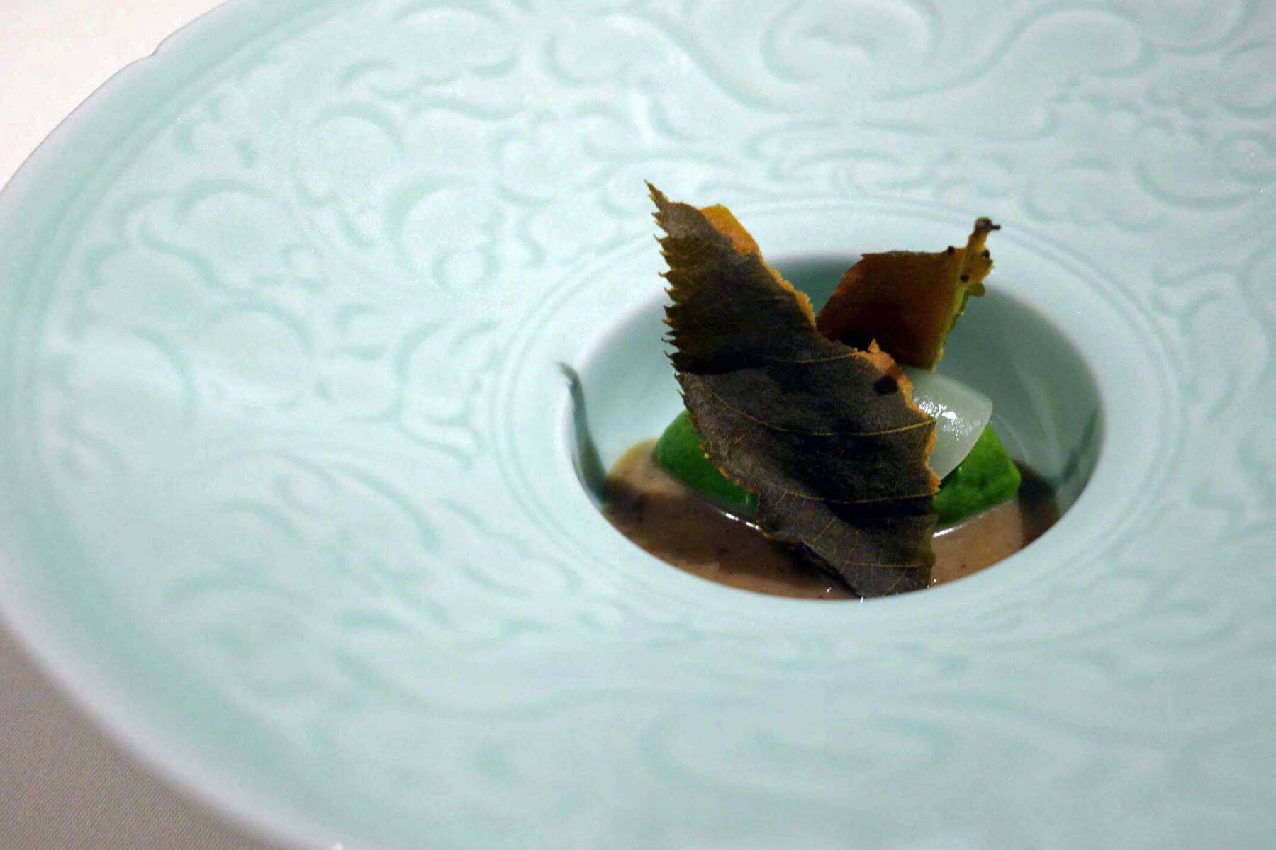 アレが食べたいからこの店へ！連続して“星”を獲得する、古典的かつ新しい四川ガストロノミー！