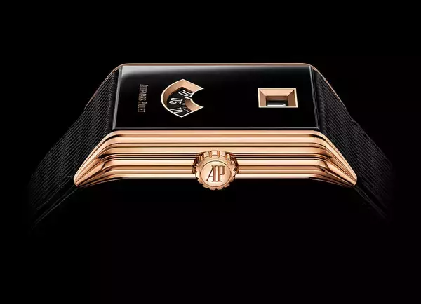 袖口から“時間をチラ見せ”！ 独特の美学を宿す〈オーデマ ピゲ〉の角型ドレスウォッチ！