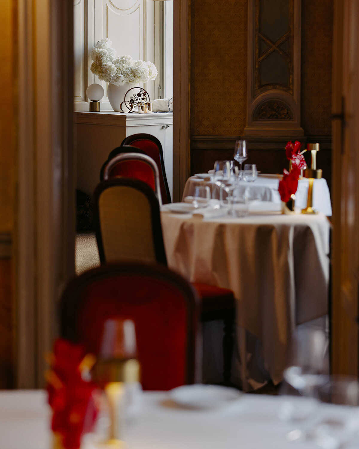 ミラノ・コルティナ冬季オリンピックの期間中に突如、出現！ジョージ・クルーニーも訪れた、オメガハウスって知っている？