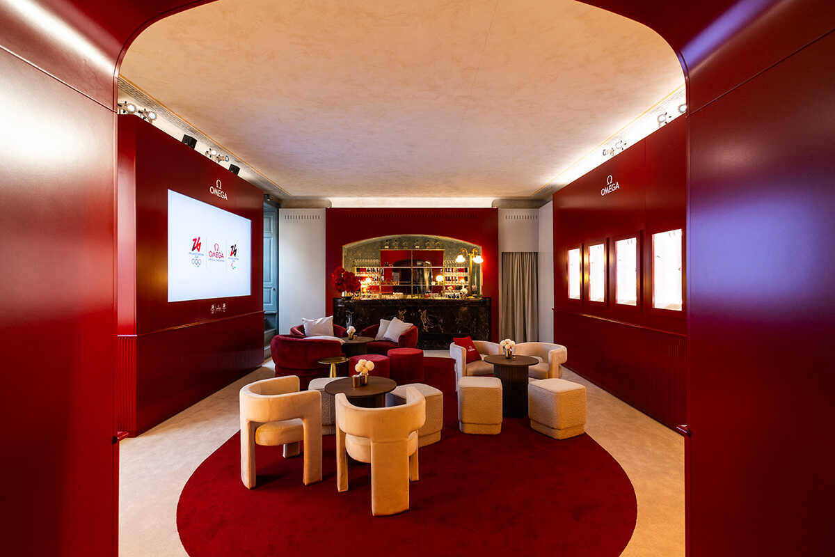 ミラノ・コルティナ冬季オリンピックの期間中に突如、出現！ジョージ・クルーニーも訪れた、オメガハウスって知っている？