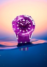 男の夏は海、陽射し、ダイバーズウォッチ魅惑的な“Swatch SCUBAQUAコレクション”が登場！