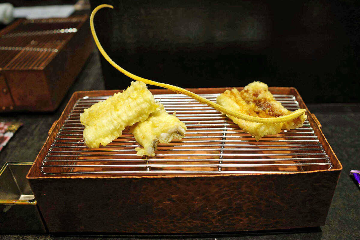 アレが食べたいからこの店へ！匠の技を目の前で見られる“究極の天ぷら体験”