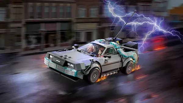1980年代カルチャーをフィーチャーした懐かしの大ヒット映画をレゴ®ブロックで再現！