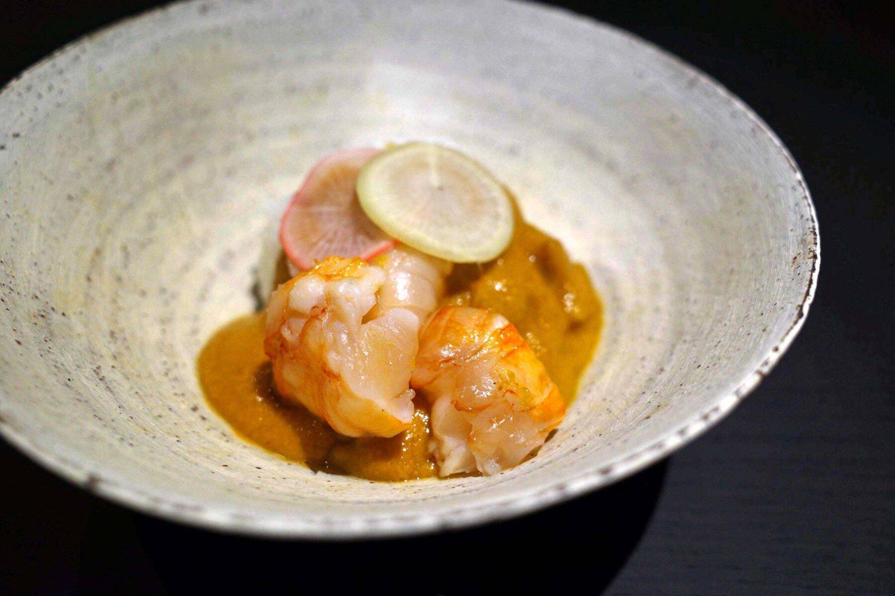 アレが食べたいからこの店へ！感性溢れるお料理とアートを融合させたセンスに驚く！