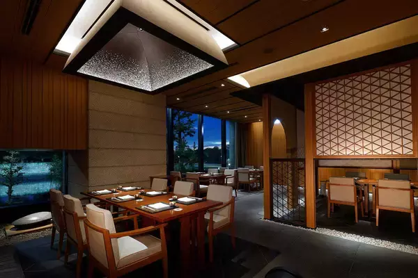 アレが食べたいからこの店へ！“旭日双光章”受賞の料理人による、旬の会席料理を食べ尽くす！