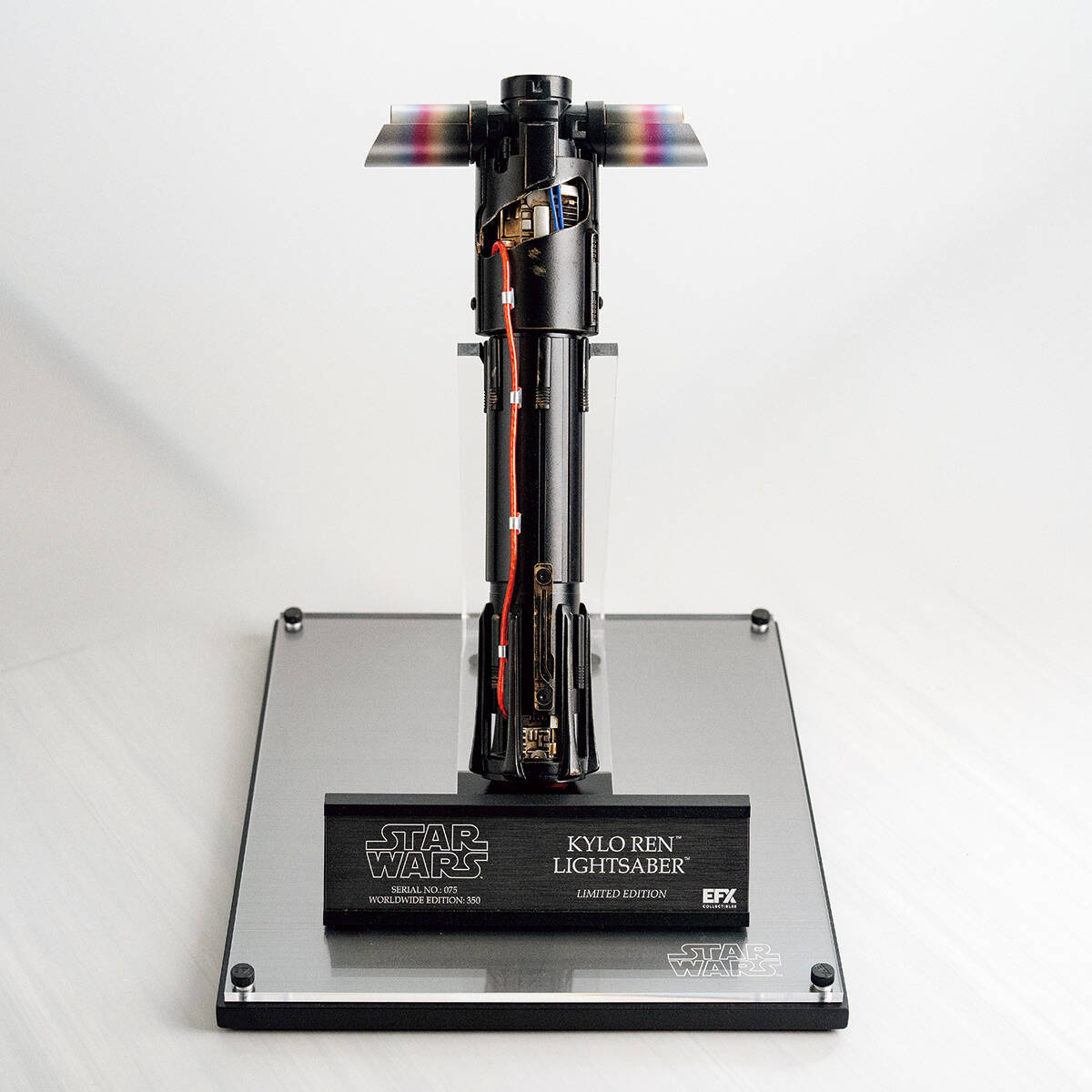 スター・ウォーズに欠かせないライトセーバーの貴重なコレクション！　Part 2