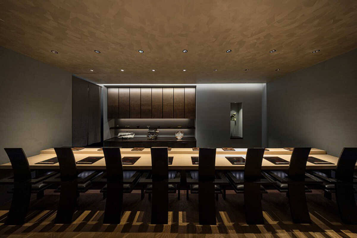 はまだふくこの発見！ 料理とお酒のベストマッチング！大都会の中の旅館で味わうお酒がすすむ寿司体験