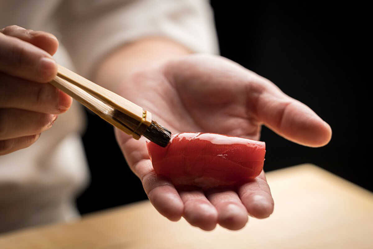 はまだふくこの発見！ 料理とお酒のベストマッチング！大都会の中の旅館で味わうお酒がすすむ寿司体験