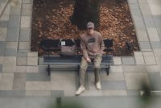 あのトランクホテルが〈ノンネイティブ〉とコラボしたファッションアイテムを数量限定で展開！