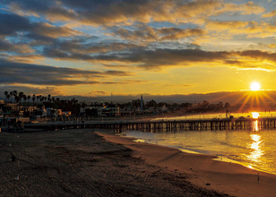 カリフォルニアのビーチタウン巡り！サーフィン発祥の地“サンタクルーズ”で、景色とグルメを満喫！