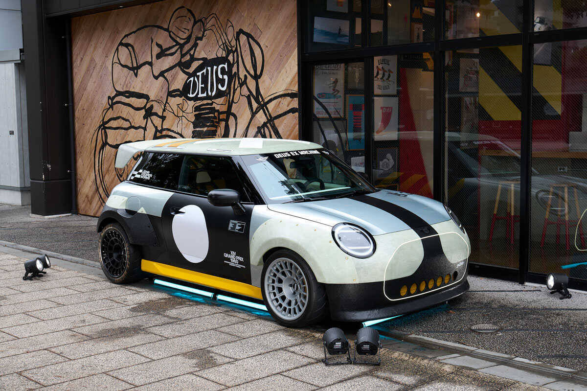 人気ライフスタイルブランドのキーパーソンが語る誕生秘話!? 日本に初上陸した 〈MINI〉×〈DEUS EX MACHINA〉のコンセプトモデル！