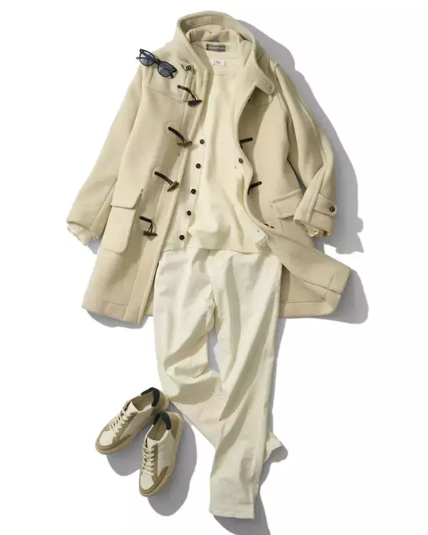 簡単なのにお洒落なコーデテク！　冬のワントーンコーデは、シックな街でグッと際立つ“白”！