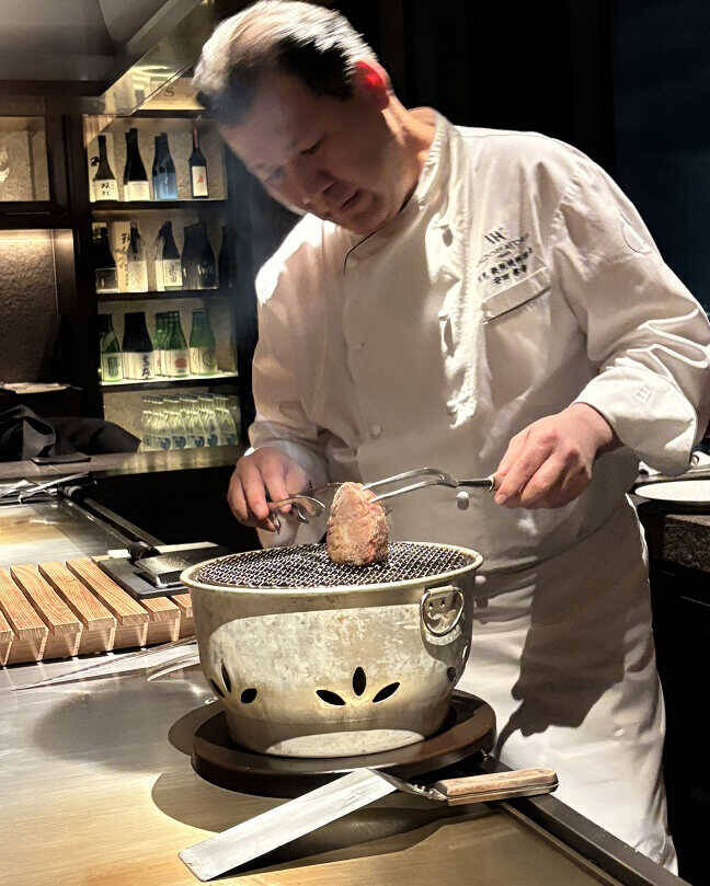 はまだふくこの発見！ 料理とお酒のベストマッチング！丁寧で絶妙な職人技を楽しみながら、極上の鉄板焼きと寿司を堪能！