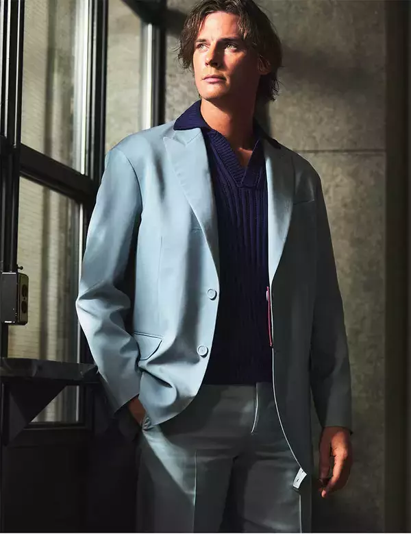 Brand HUNT！〈フェンディ〉、はじまりの季節は爽快ブルーで！