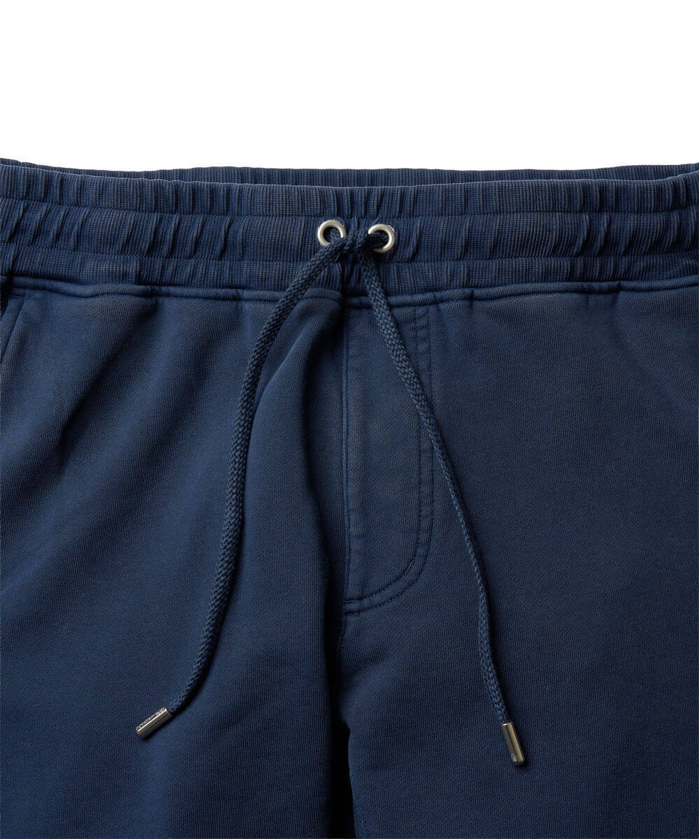 【大人気シリーズ】WP イージーパンツの新作は、“ネイビー”の美脚スウェパン！