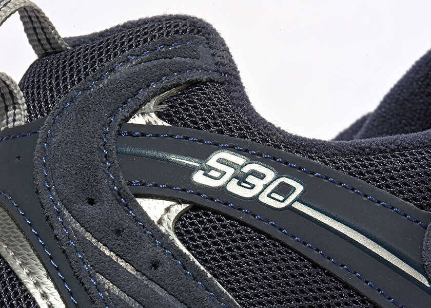 ノア・シュナップの〈ニューバランス〉M2002R【海外セレブの愛用スニーカーとは!?】