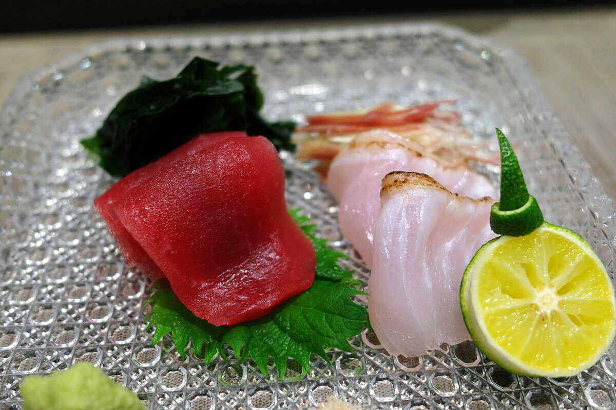 グルメジャーナリスト東龍のホテルグルメで“口福”体験！わずか10席の特別席に座って、江戸前の特別感に満たされる！