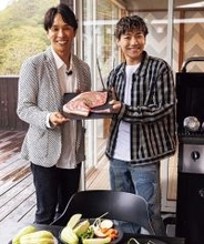 人生を豊かにするのは『シャイニングタイム』！【新連載】『Safari』が応援するTV番組がスタート！　第1回のテーマは“グランピング”