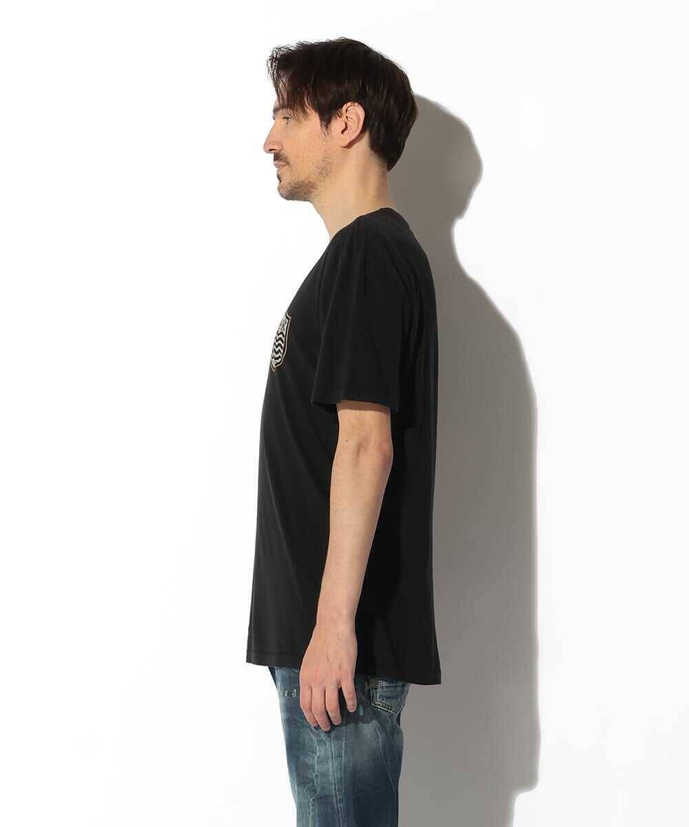 夏服にはやっぱりコレ！ 海を感じる大人なデザイン、今着たいTシャツ