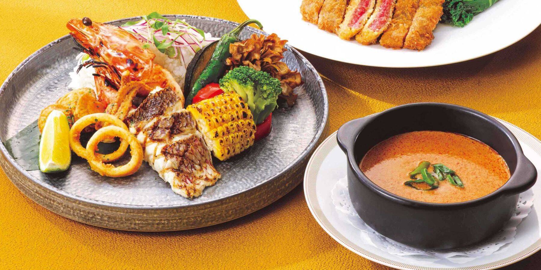 〈帝国ホテル 東京〉伝統の味が様々な形で登場！暑〜い真夏に食べたくなるのは、ピリッと辛いカレーでしょ！